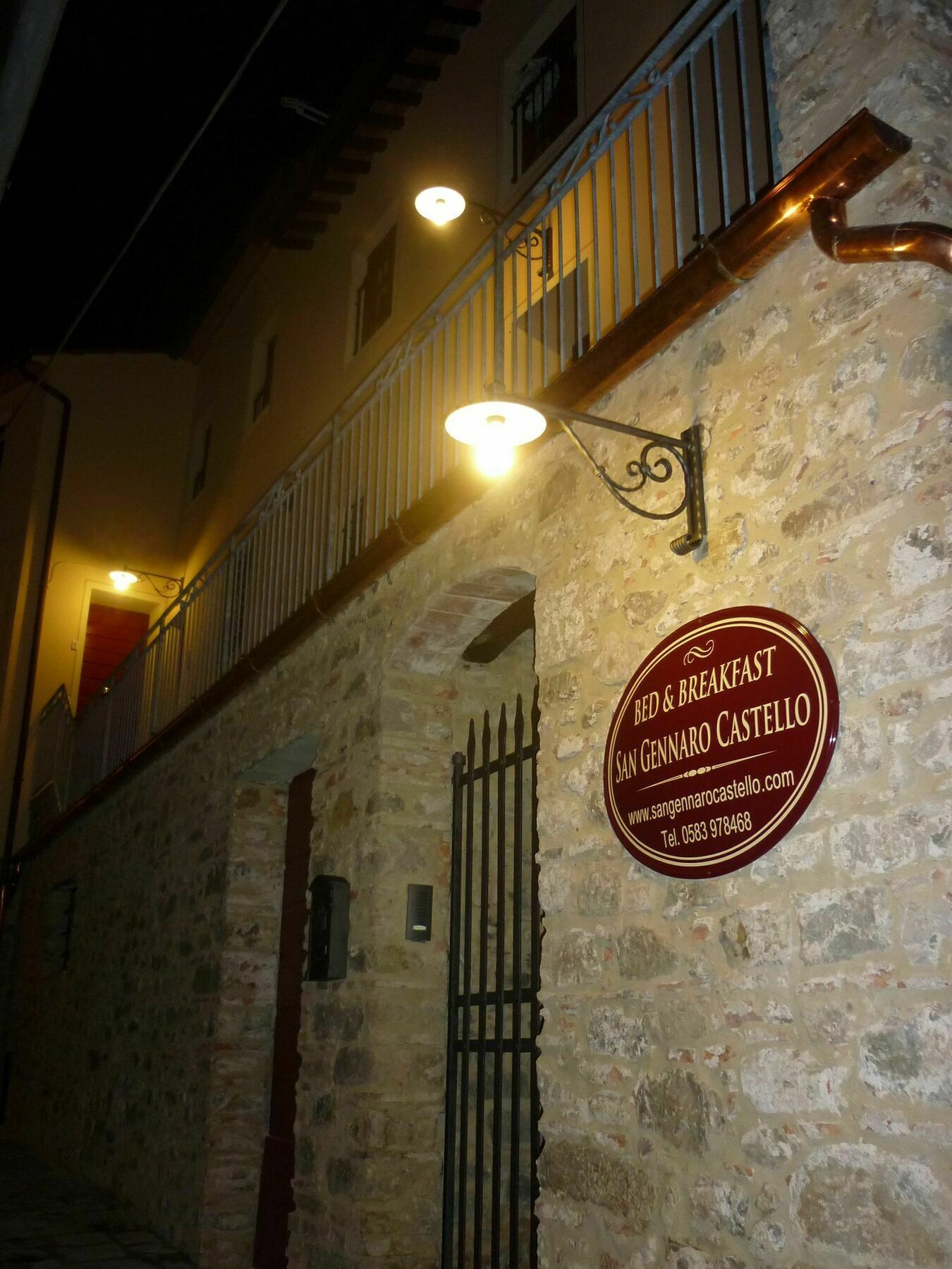 San Gennaro Castello Bed & Breakfast Bagian luar foto